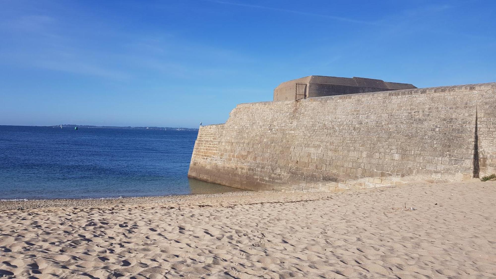 Location Saisonniere Pres De La Mer Avec Rooftop Riantec Kültér fotó